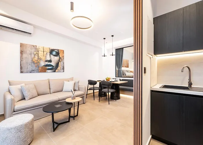 Socrates Studios And Suites